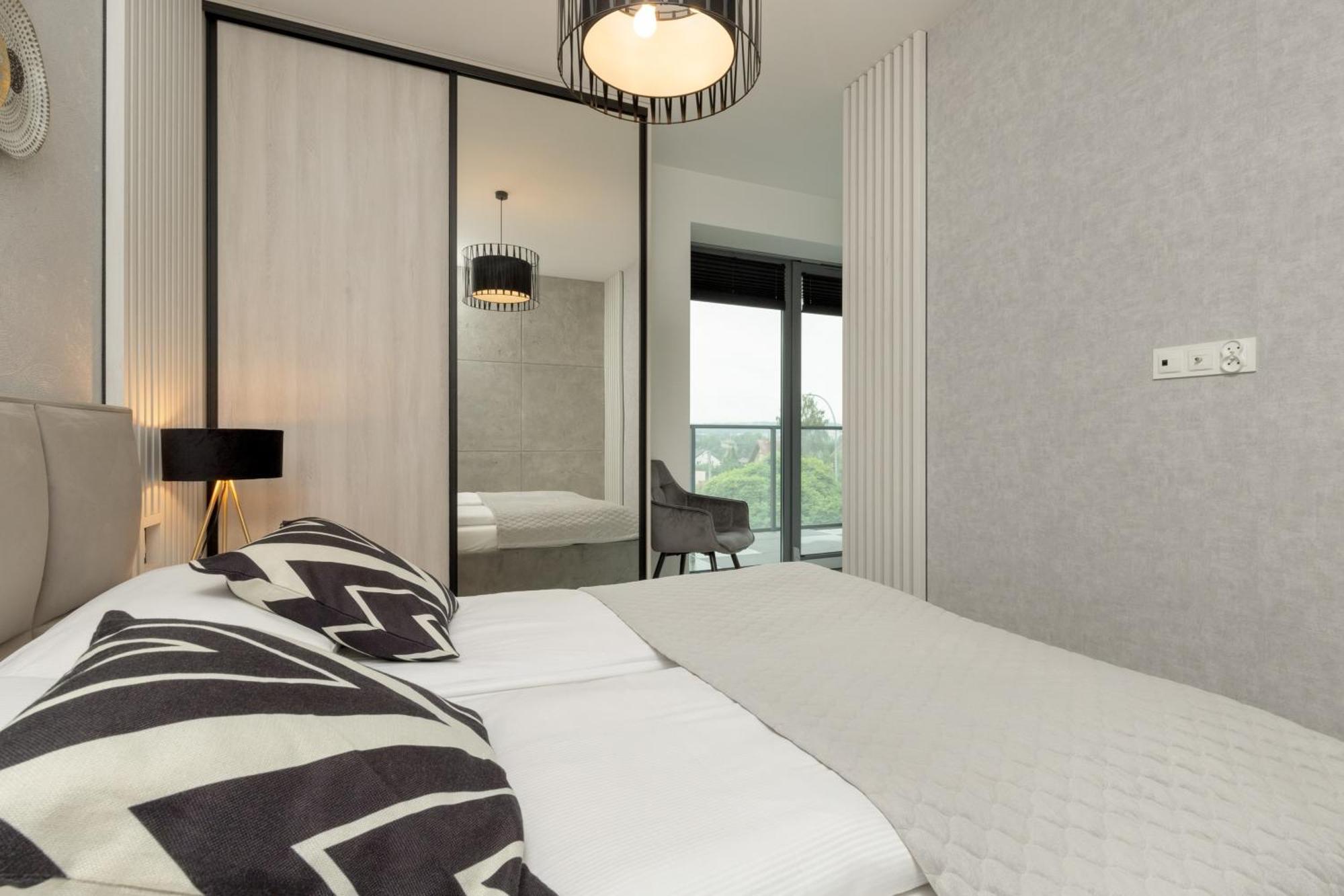 Apartport Wyjatkowe Apartamenty Z Widokiem Na Port W Gdyni By Noclegi Renters Гдиня Екстер'єр фото