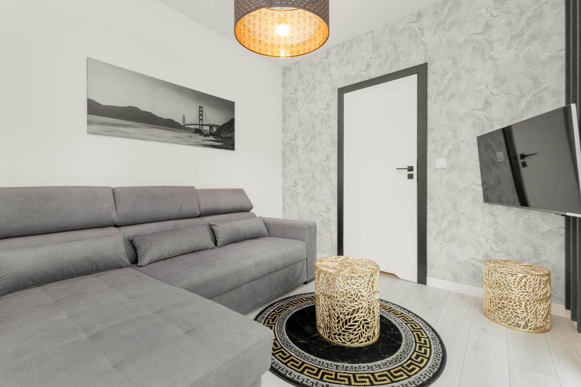 Apartport Wyjatkowe Apartamenty Z Widokiem Na Port W Gdyni By Noclegi Renters Гдиня Екстер'єр фото