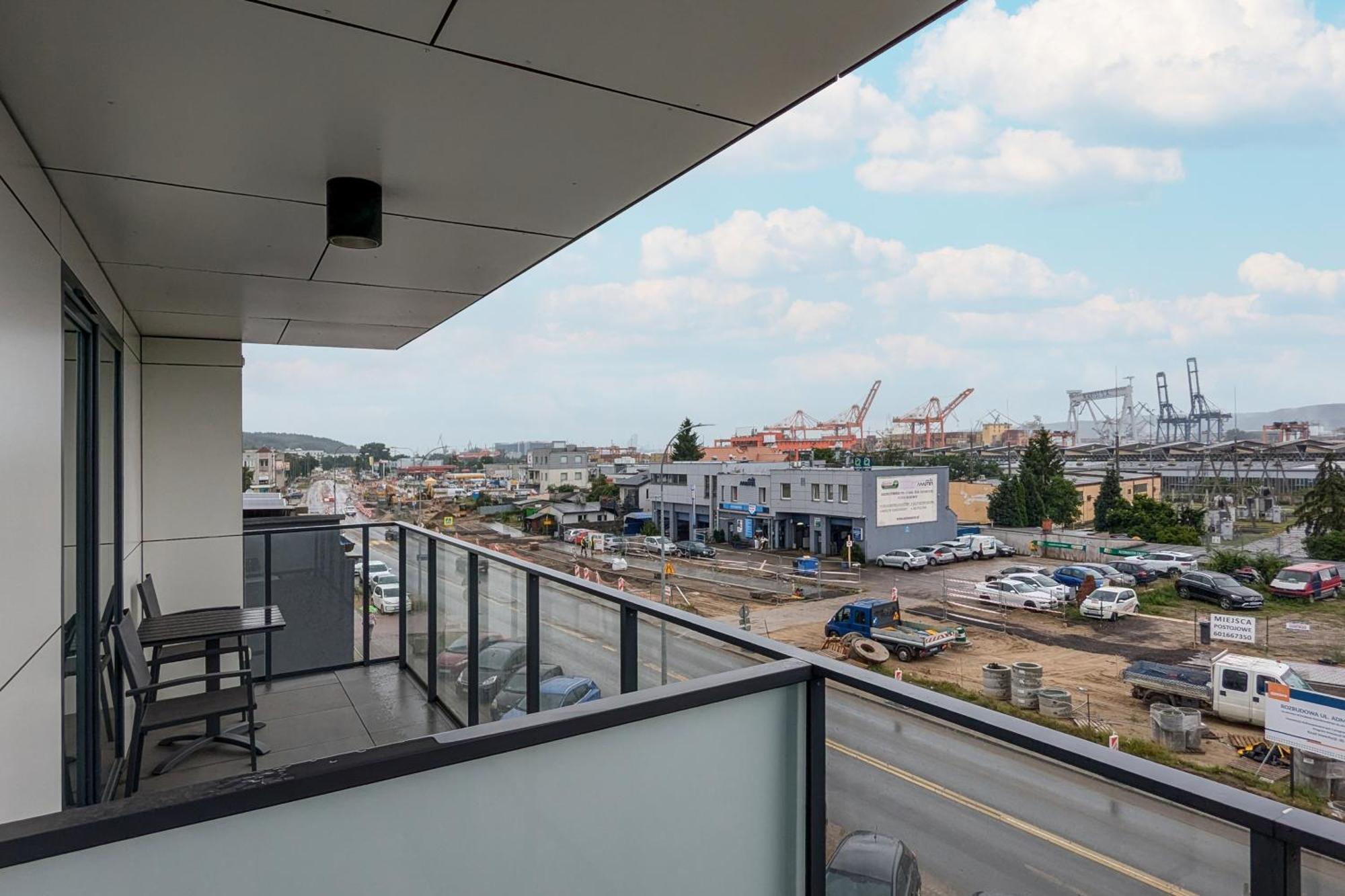 Apartport Wyjatkowe Apartamenty Z Widokiem Na Port W Gdyni By Noclegi Renters Гдиня Екстер'єр фото