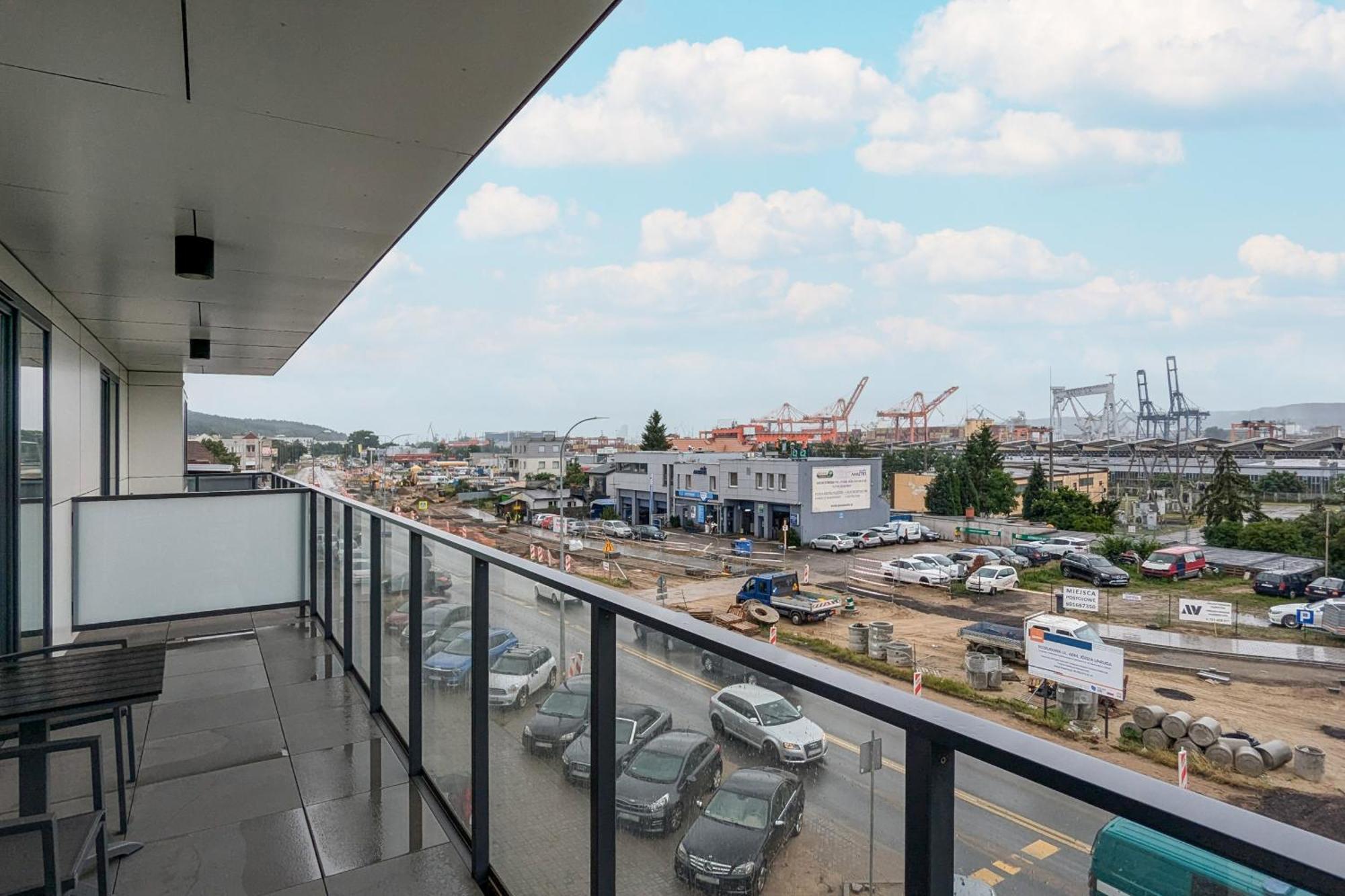 Apartport Wyjatkowe Apartamenty Z Widokiem Na Port W Gdyni By Noclegi Renters Гдиня Екстер'єр фото